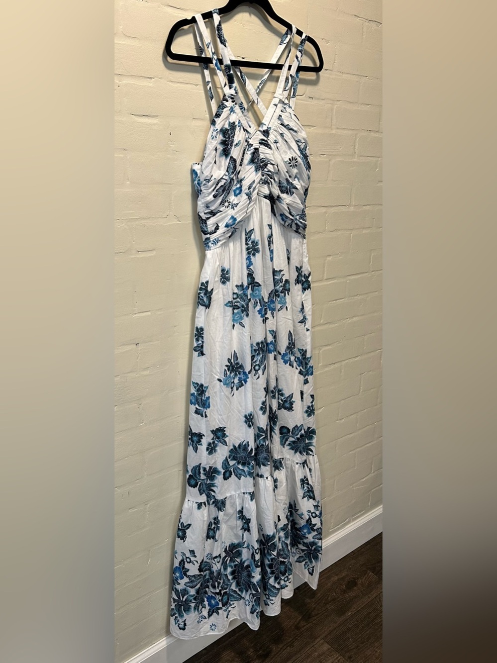 NWT WHBM Rain Floral Halter Maxi Dress Blue White Strappy Size 10 - Picture 5 of 10